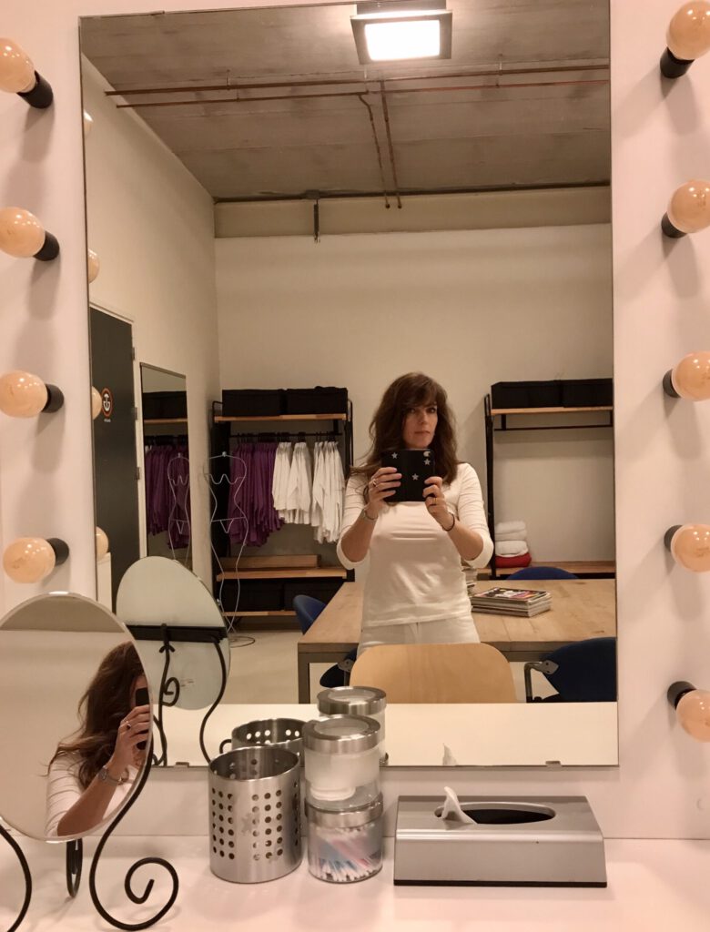 Saskia Stapel getting ready for a photoshoot, dressing room, fotoshoot